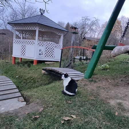 Bat'Kivska Hata Stari Kuty Luaran gambar